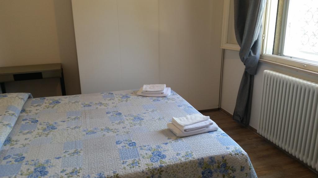 Mamma Casa Superior Apartment Римини Екстериор снимка