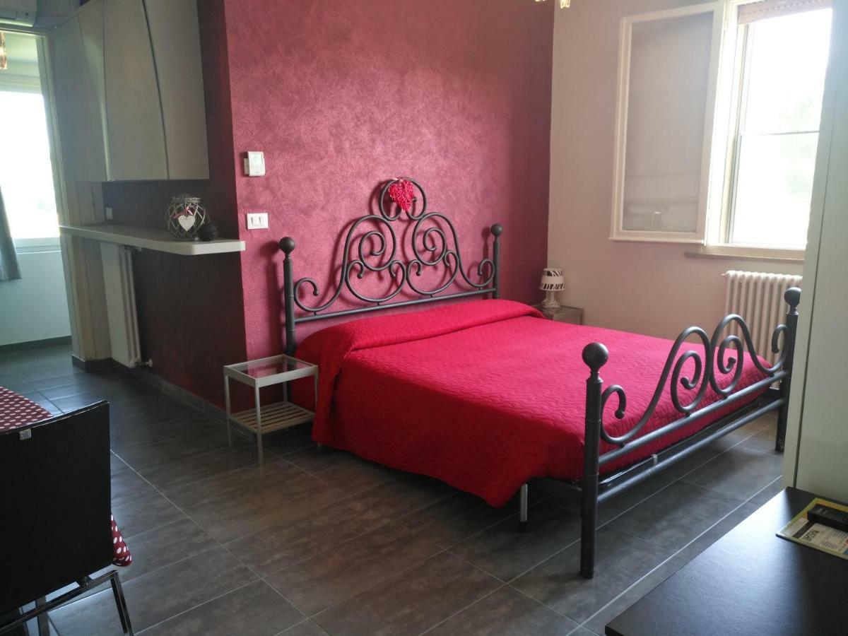 Mamma Casa Superior Apartment Римини Екстериор снимка