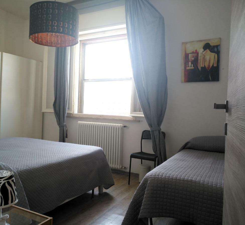 Mamma Casa Superior Apartment Римини Екстериор снимка