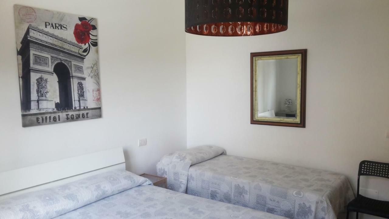 Mamma Casa Superior Apartment Римини Екстериор снимка