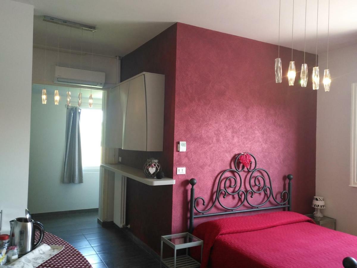Mamma Casa Superior Apartment Римини Екстериор снимка